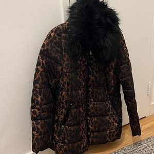 Leopard print puffer women’s coat with faux fur collar